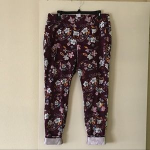 Floral stretchy pants